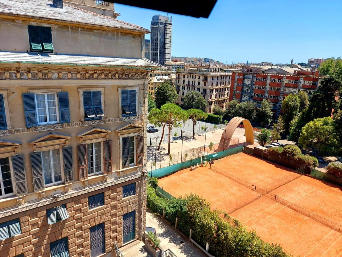 Bed & Breakfast Stanza Privada Genoa